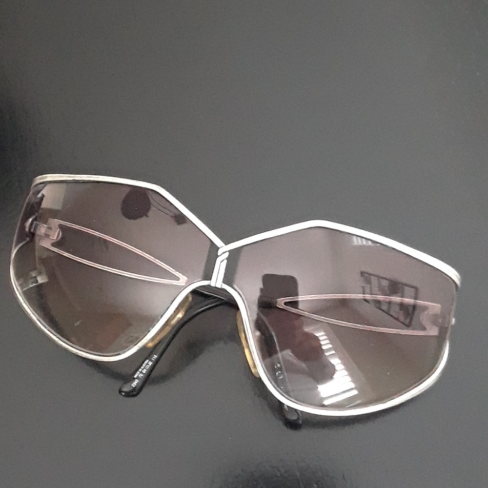 CHRISTIAN DIOR..VINTAGE.80s AUSTRIA